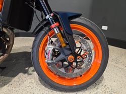 2024 Ktm 890 DUKE ORANGE