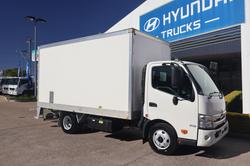 2022 HINO DUTRO 300
