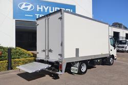 2022 HINO DUTRO 300