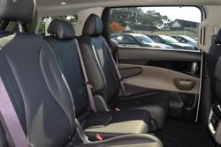 2025 Kia Carnival GT-Line HEV