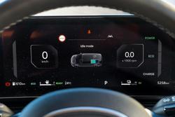 2025 Kia Carnival GT-Line HEV