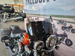2025 HARLEY-DAVIDSON FLHC HERITAGE CLASSIC (117)