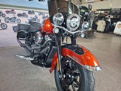 2025 HARLEY-DAVIDSON FLHC HERITAGE CLASSIC (117)