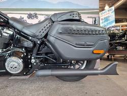2025 HARLEY-DAVIDSON FLHC HERITAGE CLASSIC (117)