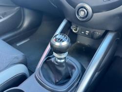 2015 Hyundai Veloster SR Turbo