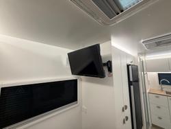 2026 Traveller Destination Track 13 Single Beds My26