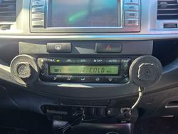 2013 Toyota Hilux SR5