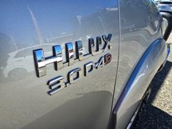 2013 Toyota Hilux SR5