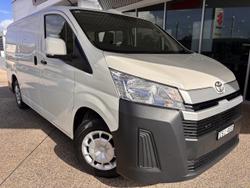 2022 Toyota HiAce LWB