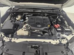 2024 Toyota Hilux Rogue 48V GUN126R 4X4 Dual Range Glacier White