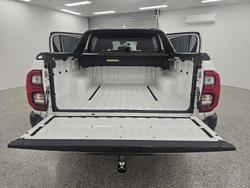 2024 Toyota Hilux Rogue 48V GUN126R 4X4 Dual Range Glacier White