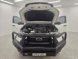 2024 Toyota Hilux Rogue 48V GUN126R 4X4 Dual Range Glacier White