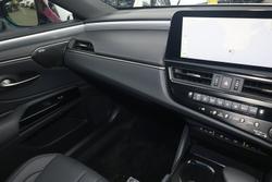 2023 Lexus ES ES300h F Sport