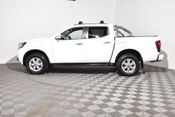 2021 Nissan Navara ST