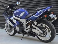 2000 Yamaha YZF-R6 R6