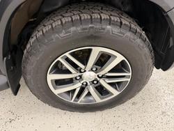 2018 Toyota Fortuner Crusade GUN156R 4X4 Dual Range Graphite