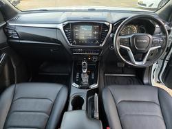 2025 Isuzu D-MAX
