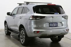 2022 Isuzu MU-X LS-T