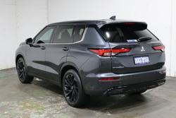 2024 Mitsubishi Outlander Black Edition
