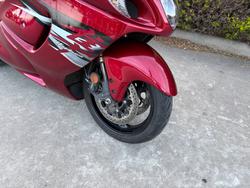 2012 Suzuki GSX1300RZ (HAYABUSA) Red
