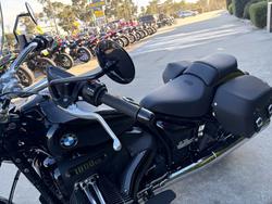 2023 BMW Motorrad R 18 CLASSIC HIGHLINE Black