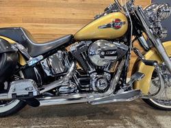2017 HARLEY-DAVIDSON FLSTC HERITAGE SOFTAIL CLASSIC