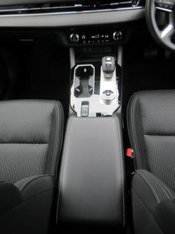 2025 Mitsubishi Outlander ES