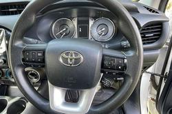 2023 Toyota Hilux Workmate GUN125R 4X4 Dual Range Glacier White