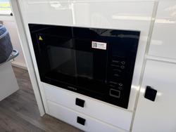 2025 JB Caravans Gator X Ev 17'10