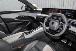 2024 Peugeot 3008 GT Premium Hybrid