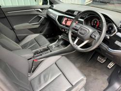 2022 Audi Q3 40 TFSI S line
