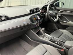 2022 Audi Q3 40 TFSI S line