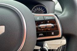 2023 Kia Carnival SLi