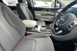 2023 Kia Carnival SLi