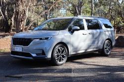 2022 Kia Carnival SLi