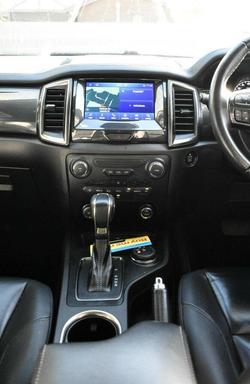 2022 Ford Everest Titanium