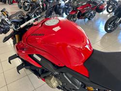 2025 Ducati Streetfighter V4 S