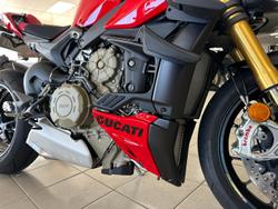2025 Ducati Streetfighter V4 S
