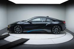 2016 BMW i8