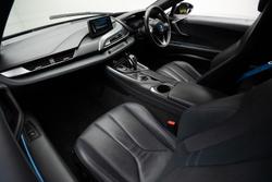 2016 BMW i8