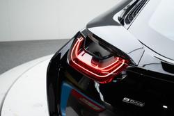 2016 BMW i8