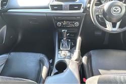 2015 Mazda 3 SP25 GT