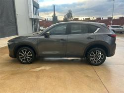 2017 Mazda CX-5 Akera