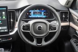2025 Volvo XC90 Plus B5 Bright