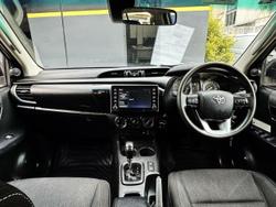 2021 Toyota Hilux SR