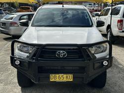 2021 Toyota Hilux SR