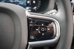 2025 Volvo XC60 Plus B5 Bright