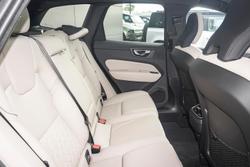 2025 Volvo XC60 Plus B5 Bright