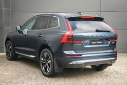 2025 Volvo XC60 Plus B5 Bright