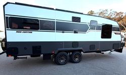 2026 Red Centre Newell Plus 226 Rear Club